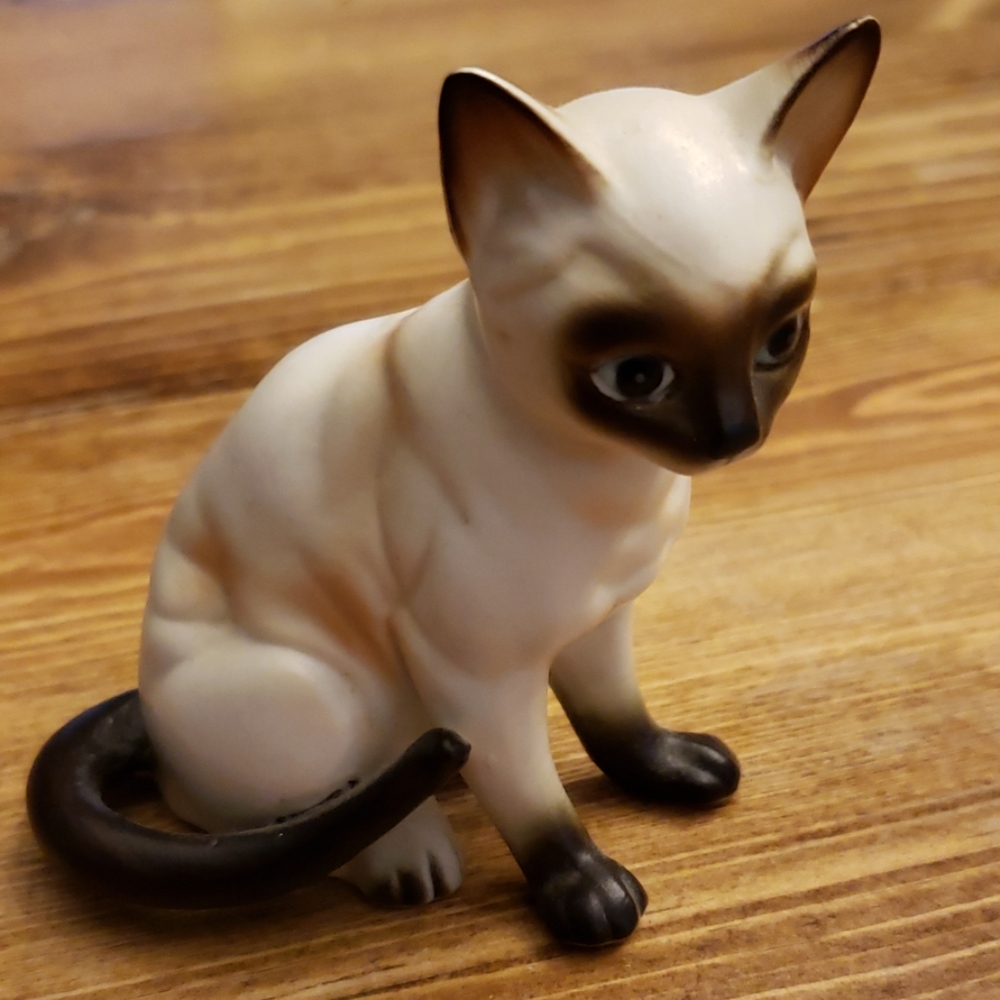 Lefton Cat Figure